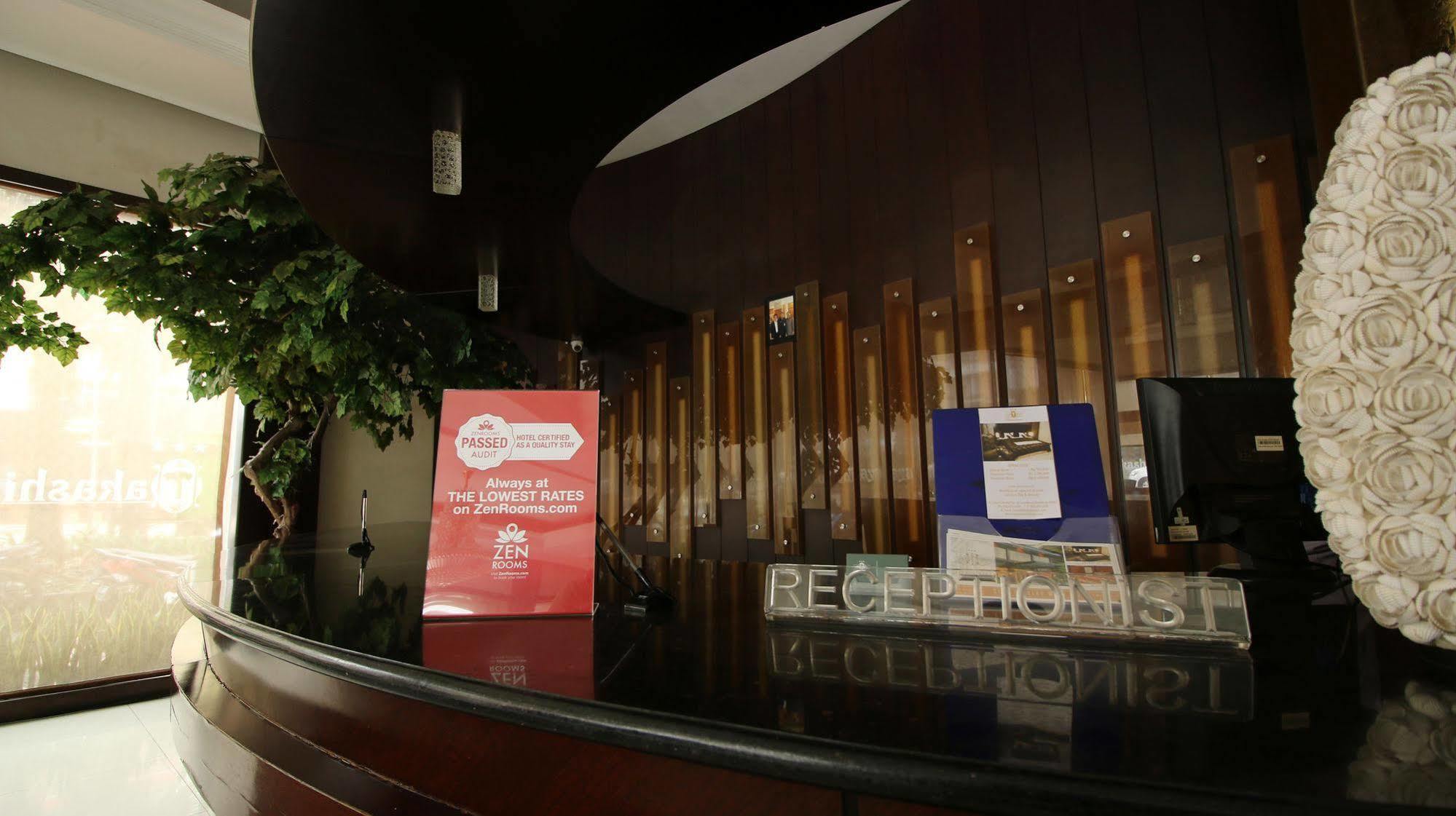 Zen Rooms Grand Hotel למבאנג מראה חיצוני תמונה