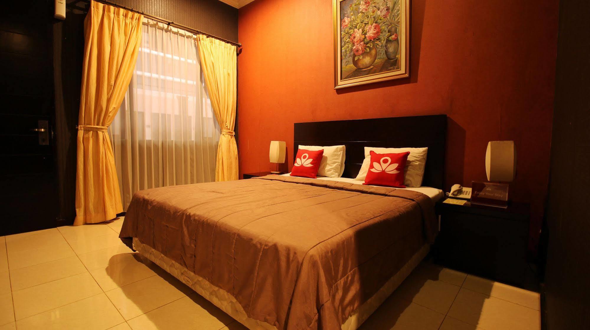 Zen Rooms Grand Hotel למבאנג מראה חיצוני תמונה